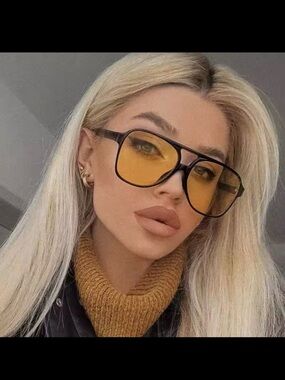 Oversized Black Yellow Lens Aviator Sunglasses